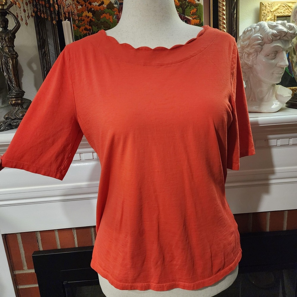 L Scalloped Neck Faded Orange Red Casual Talbots Top, Short Sleeve